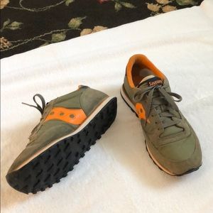 Men’s Saucony low profile sneakers